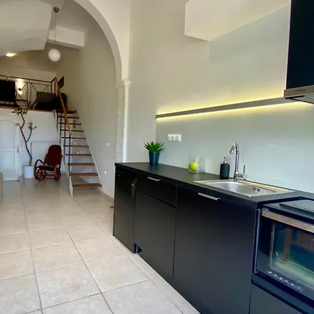 A&d No3 Apartment Patras